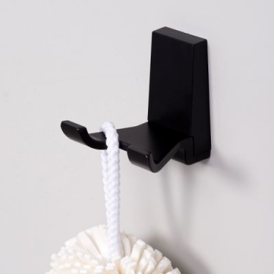 Abens K-3223D Крючок двойной Размеры (Ш/В/Г): 6,7х7х6,5 см черный Soft-touch