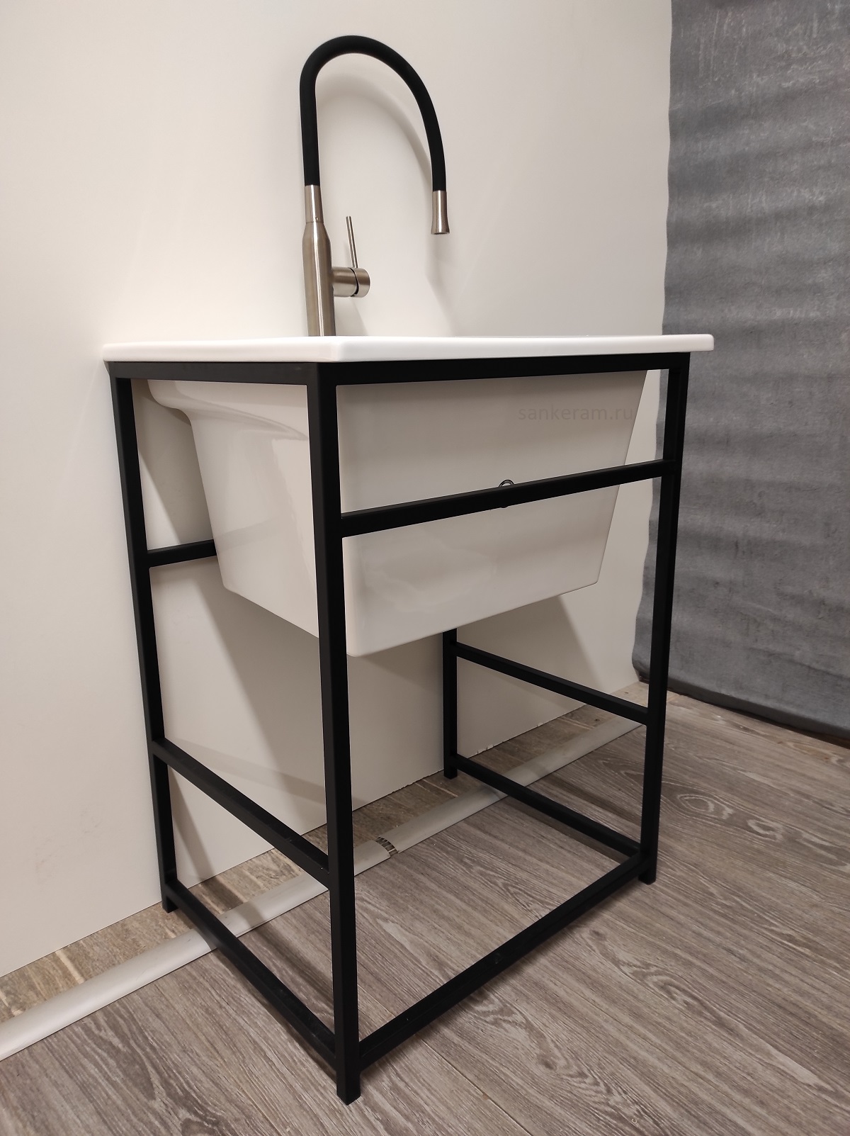 Раковина для хозяйственных нужд 61x51 см Disegno Ceramica Maxi 60