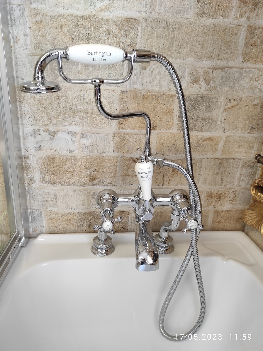Ванна на лапах 170x75 Burlington Hampton левая E13 + смеситель